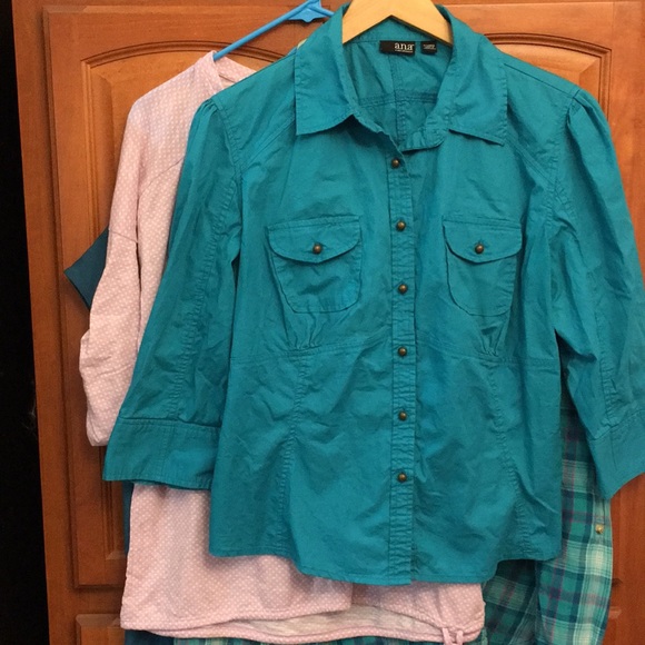 DONATED - Picture 2 of 6